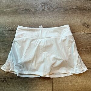 Lululemon skort size 4